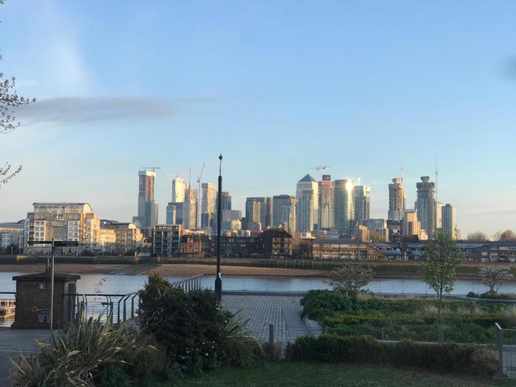 Apartment Large 1 Bed Cutty Sark Greenwich Close To Canary Wharf - Perfect For Corporates And Tourists